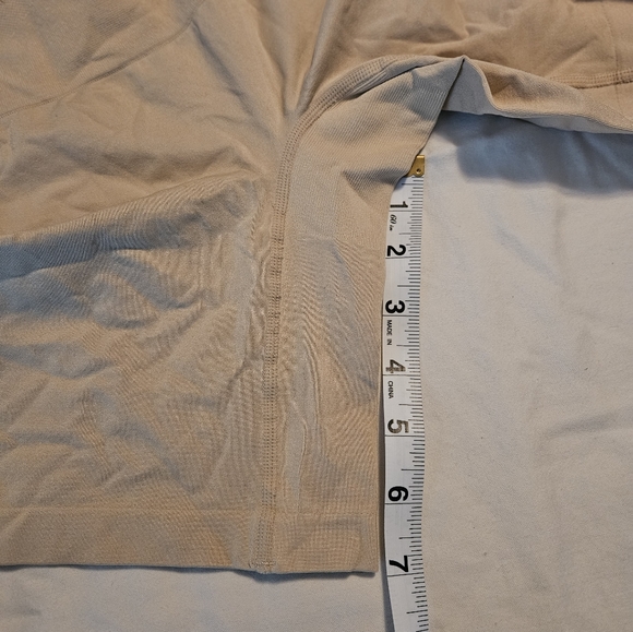 Bodyshaper - Picture 2 of 3